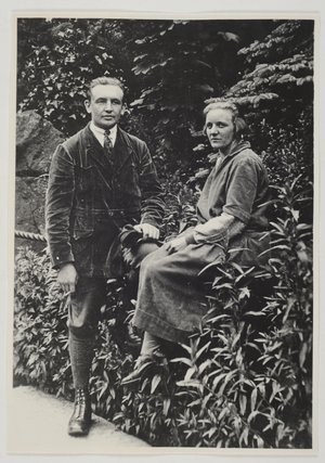 John Schehr mit seiner Ehefrau Anna, um 1930